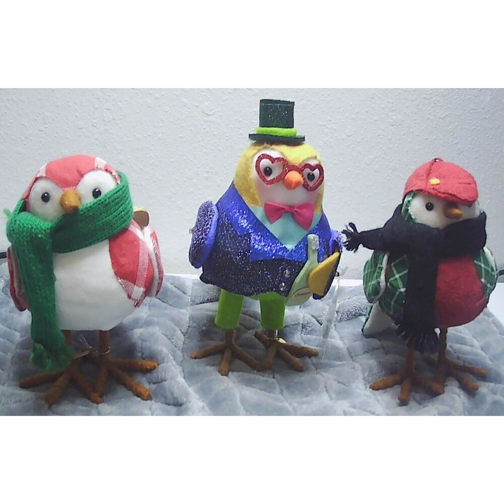 Lot of 3 Target Wondershop Holiday Birds Christmas and New Years 6-7"